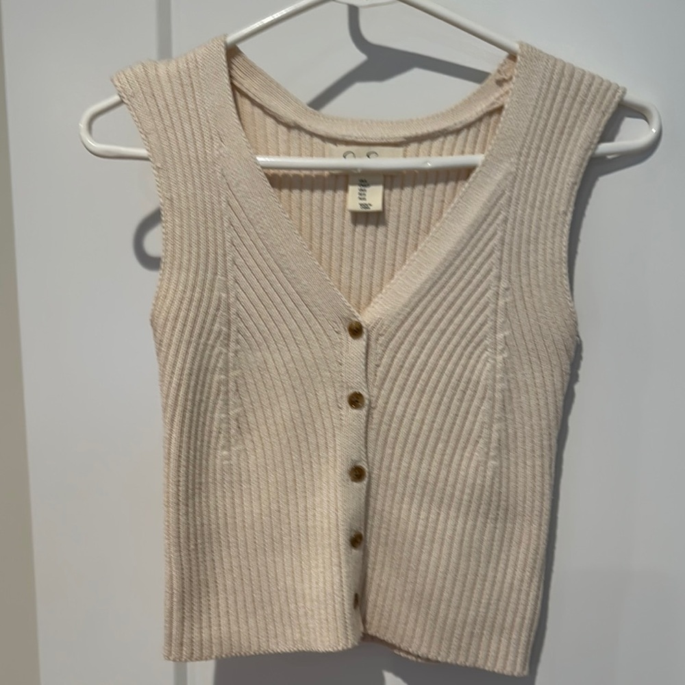 Jessica Simpson Cream Ribbed Knit Button-Down Top